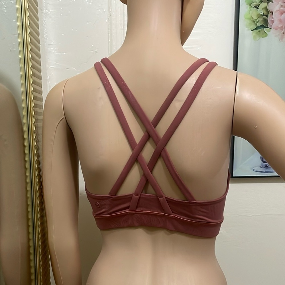 Lululemon energy bra shine